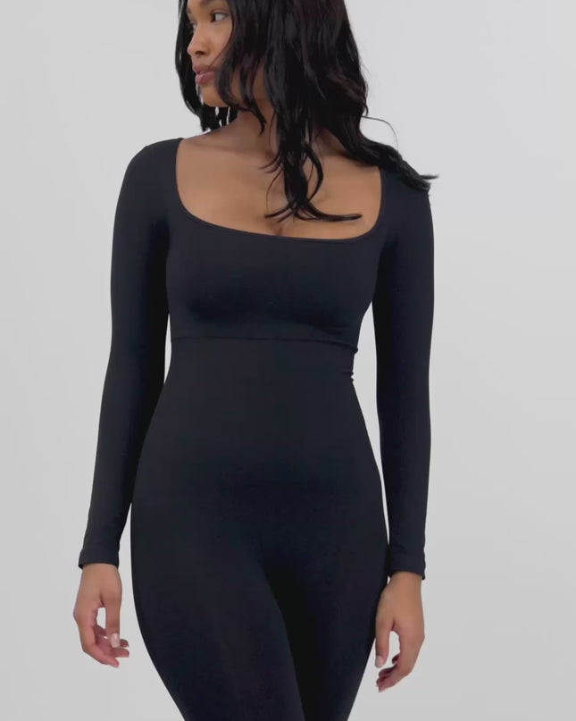 Tuta modellante intera a maniche lunghe e scollo quadrato